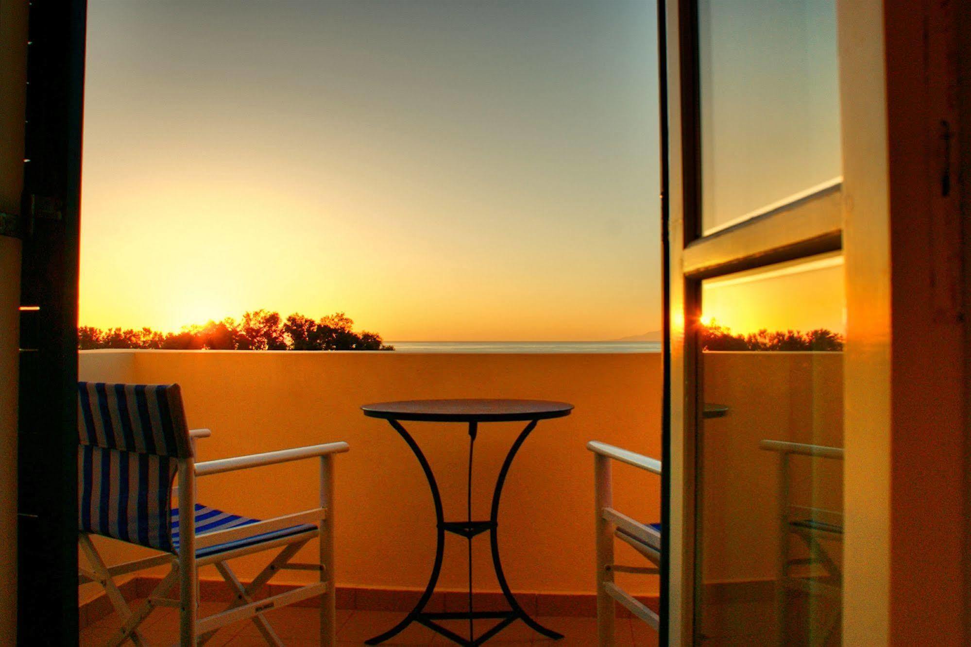 Blue Bay Villas Agia Paraskevi  Extérieur photo