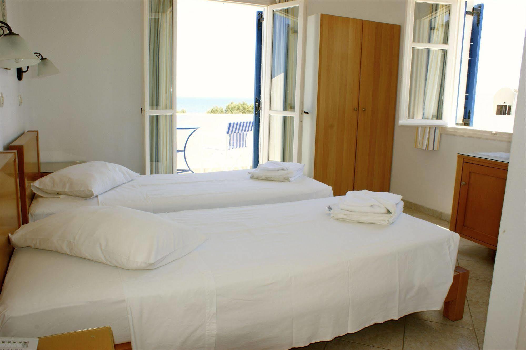 Blue Bay Villas Agia Paraskevi  Extérieur photo